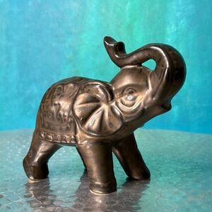 Lucky Elephant Figurine Bronze Color Ceramic Figurine Statue Sculpture 6” x 8”